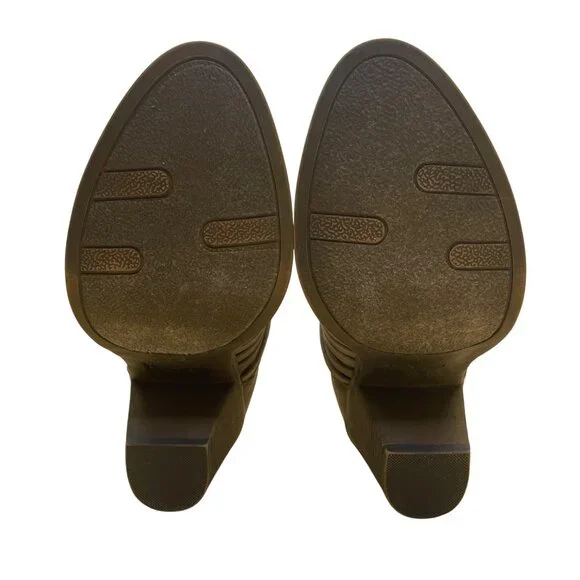 Fergalicious Women’s Taupe Zip Closure Heeled Weever Ankle Booties Size 7.5M - Picture 9 of 10